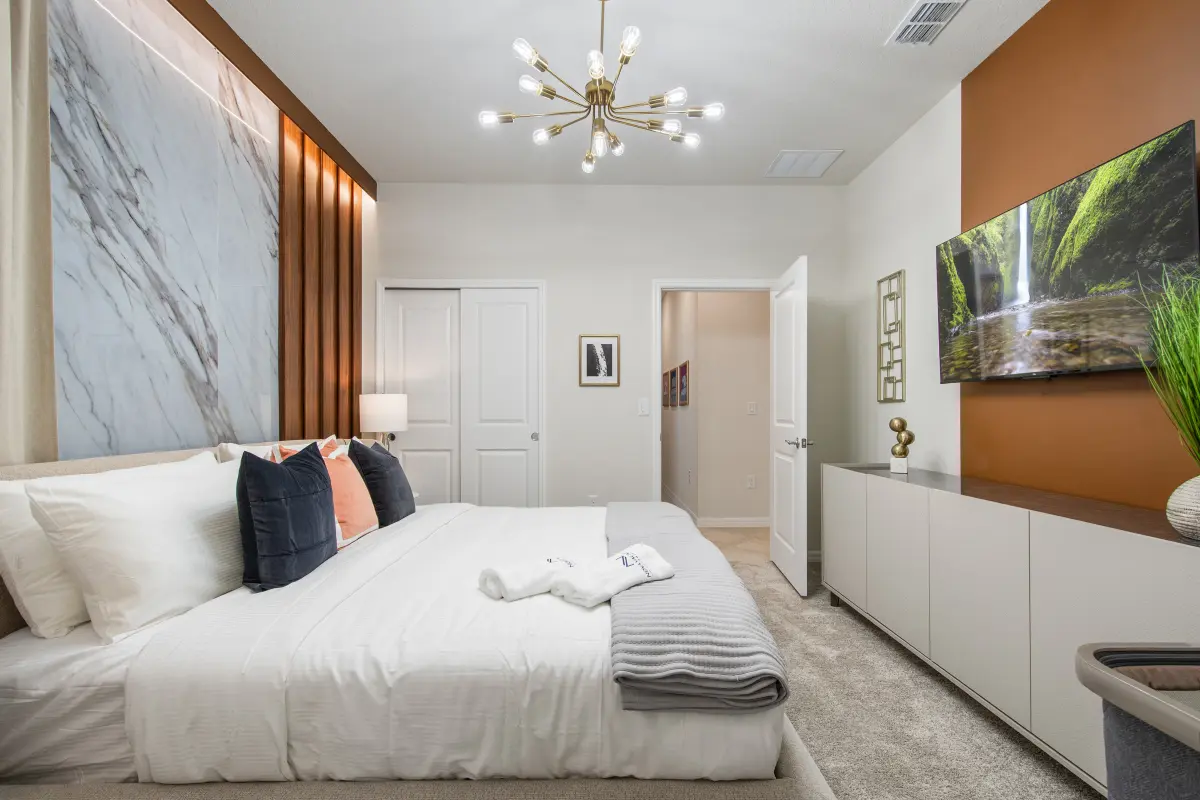 Boutique hotel style bedroom ideas for your rental